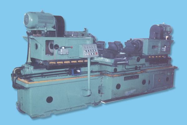 農用(yòng)車左右半(bàn)軸套管加(jiā)工組合機(jī)床